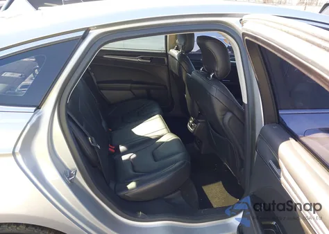 2015 Ford Fusion Titanium z USA, uszkodzony, nr VIN 3FA6P0K96FR158746